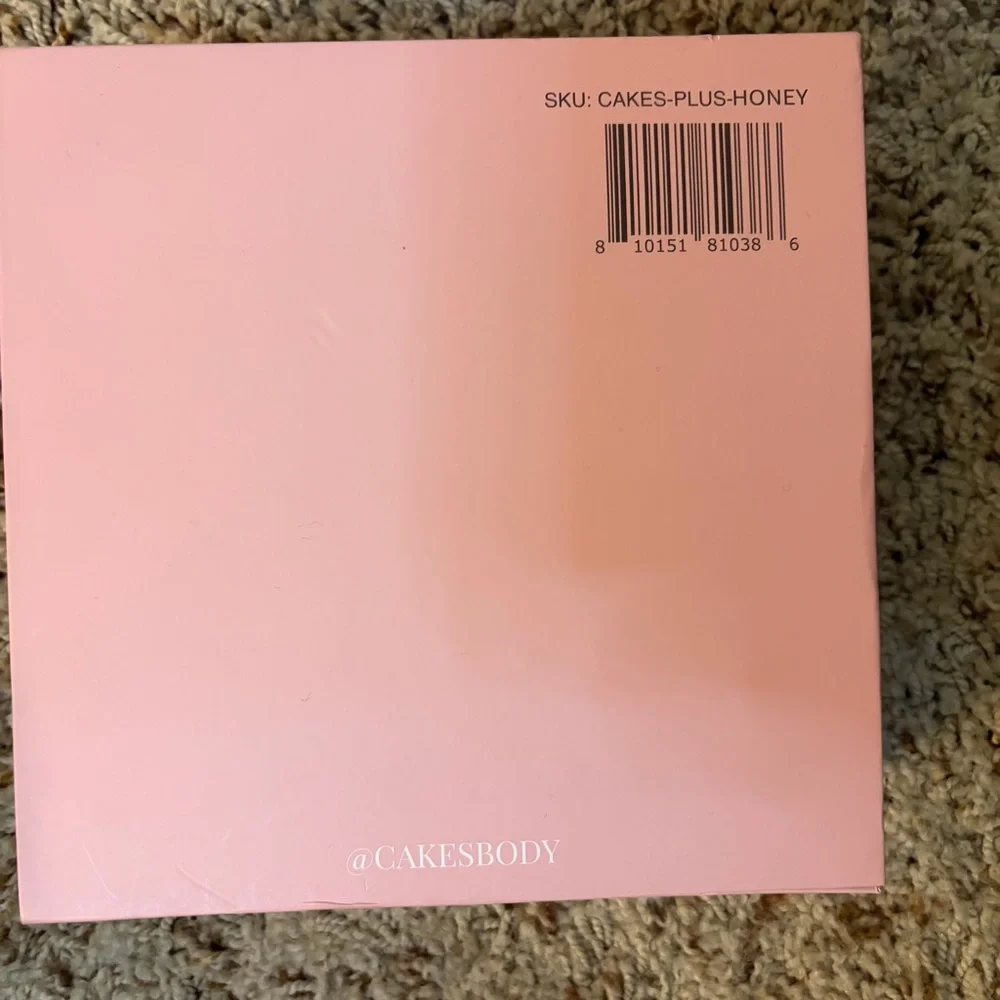 Cakes Nipple Covers - Picture 5 of 6